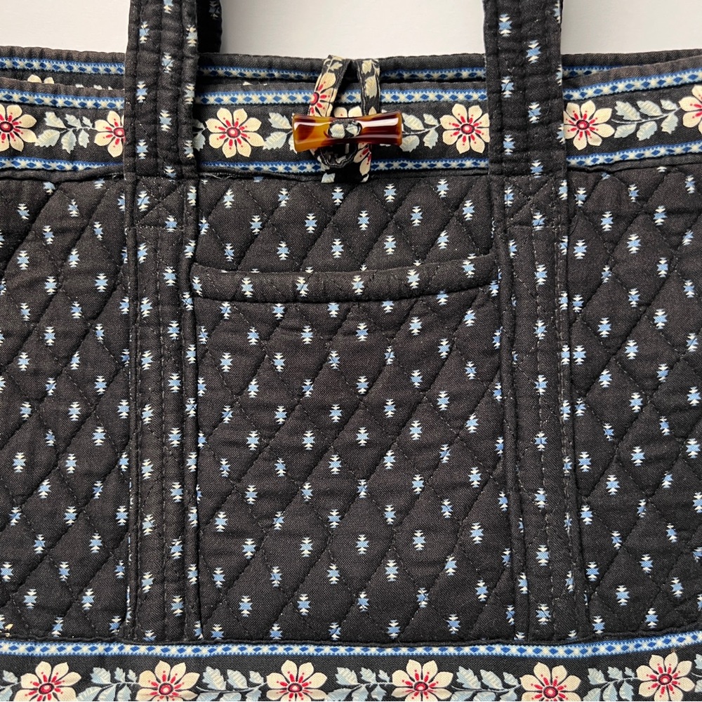 Vera Bradley Alpine Black Floral Toggle Closure Pocketbook - Picture 2 of 12